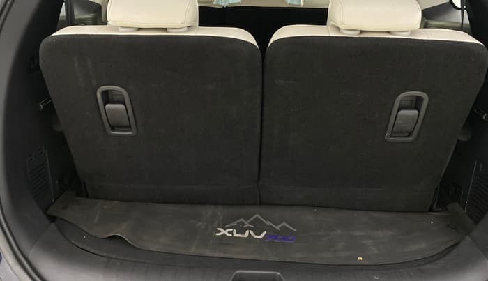 2023 Mahindra XUV700 AX 7 LUXURY P AT 7 STR, Petrol, Automatic, 24,791 km, Boot Inside