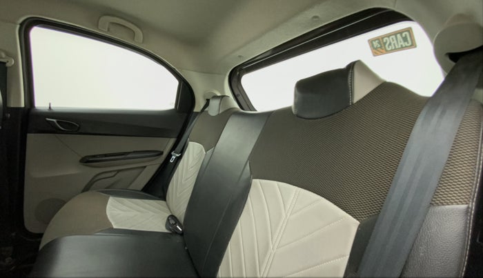 2017 Tata Tiago XT DIESEL, Diesel, Manual, 81,082 km, Right Side Rear Door Cabin