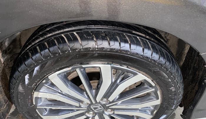 2017 Honda City 1.5L I-VTEC ZX CVT, Petrol, Automatic, 65,788 km, Right Front Tyre Tread