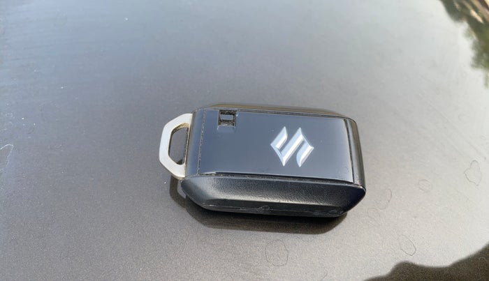 2022 Maruti Grand Vitara ZETA SMART HYBRID, Petrol, Manual, 40,249 km, Key Close Up