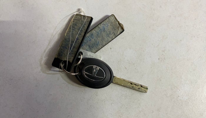 2021 Tata Tiago XZA PLUS PETROL, Petrol, Automatic, 33,153 km, Key Close Up