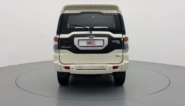 2014 Mahindra Scorpio S10, Diesel, Manual, 70,122 km, Back/Rear