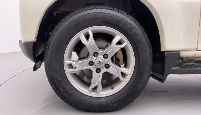 2014 Mahindra Scorpio S10, Diesel, Manual, 70,122 km, Left Front Wheel