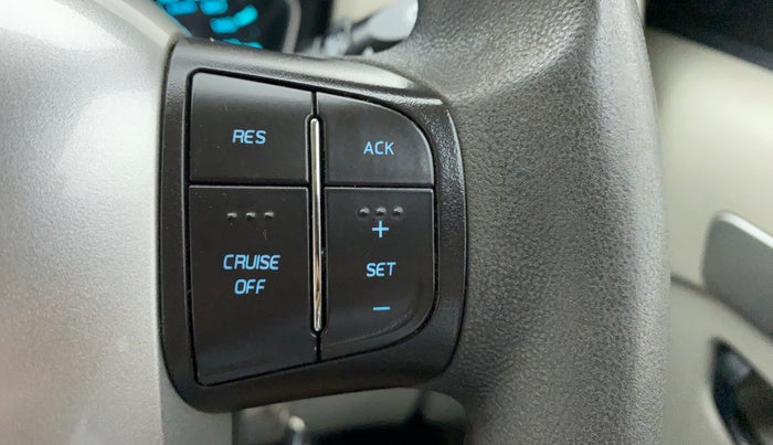 2014 Mahindra Scorpio S10, Diesel, Manual, 70,122 km, Adaptive Cruise Control