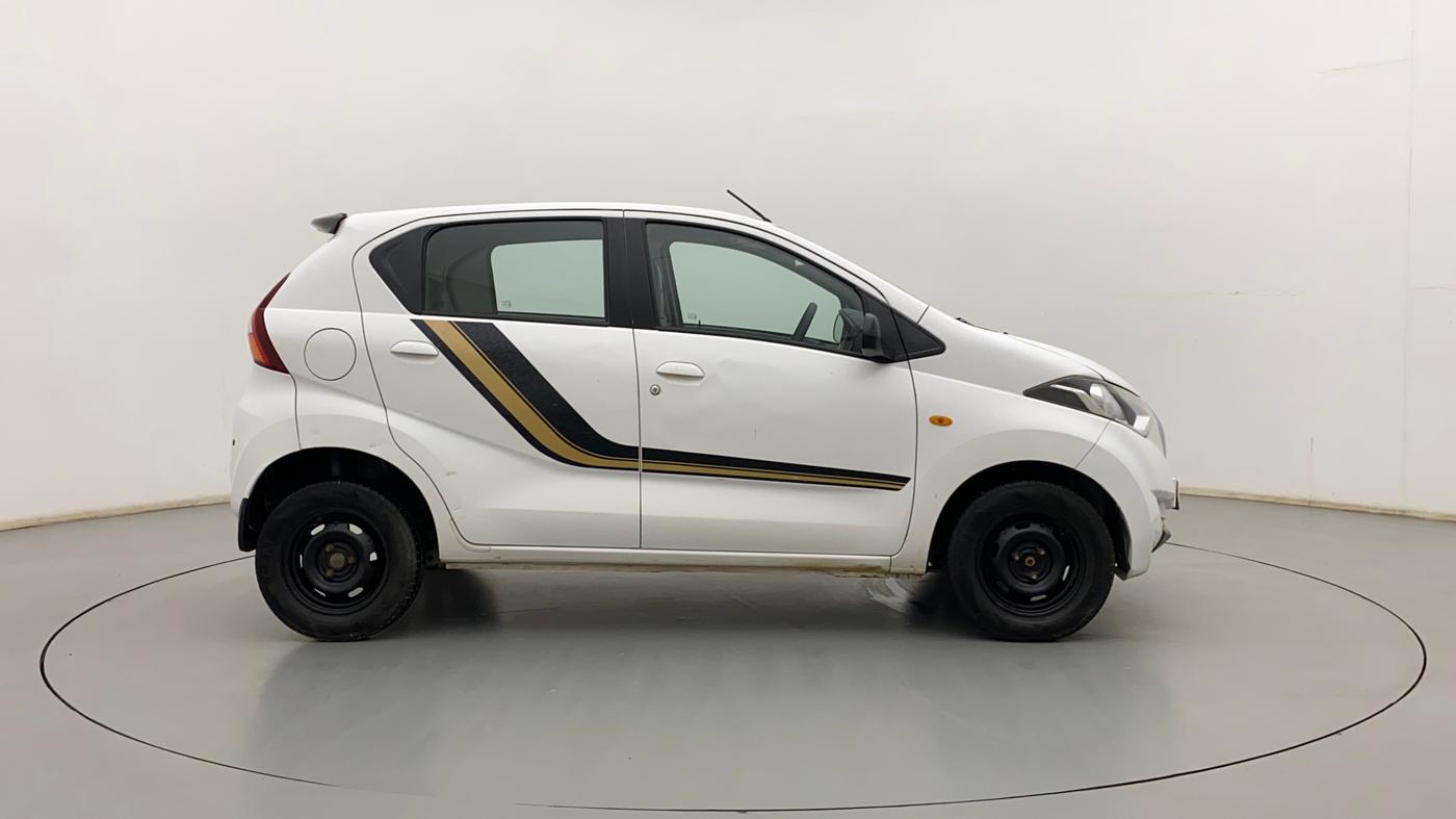 2018 Datsun Redi Go GOLD LIMITED EDITION, Petrol, Manual, 77,562 km, Right Side View
