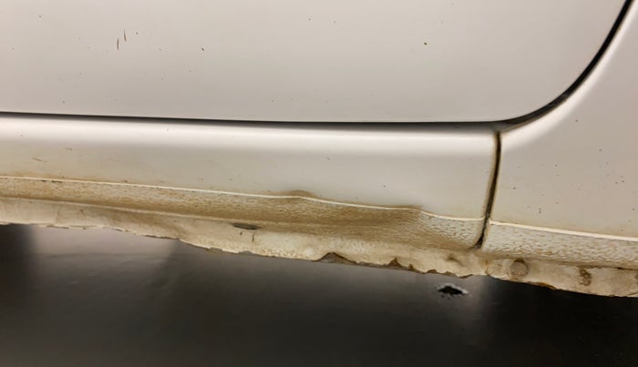 2018 Datsun Redi Go GOLD LIMITED EDITION, Petrol, Manual, 77,562 km, Right running board - Slightly dented