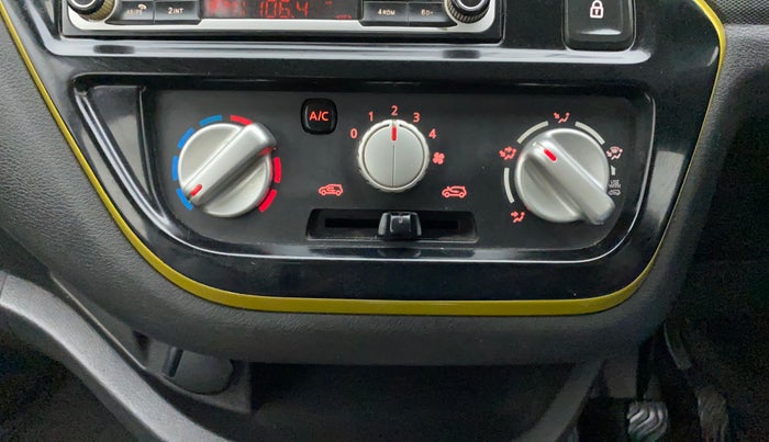 2018 Datsun Redi Go GOLD LIMITED EDITION, Petrol, Manual, 77,562 km, AC Unit - Directional switch has minor damage