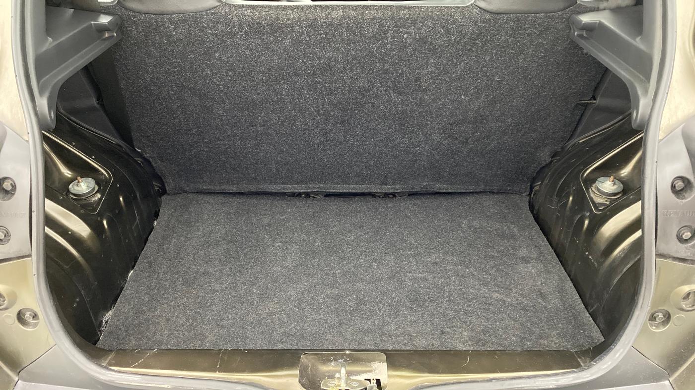 2016 Renault Kwid RXL, Petrol, Manual, 17,153 km, Boot Inside