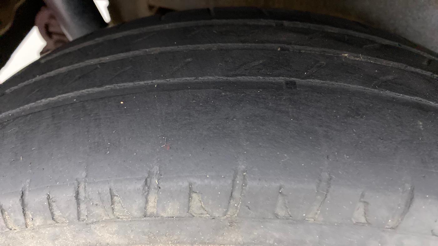 2012 Maruti Wagon R 1.0 VXI, Petrol, Manual, 81,985 km, Right Rear Tyre Tread