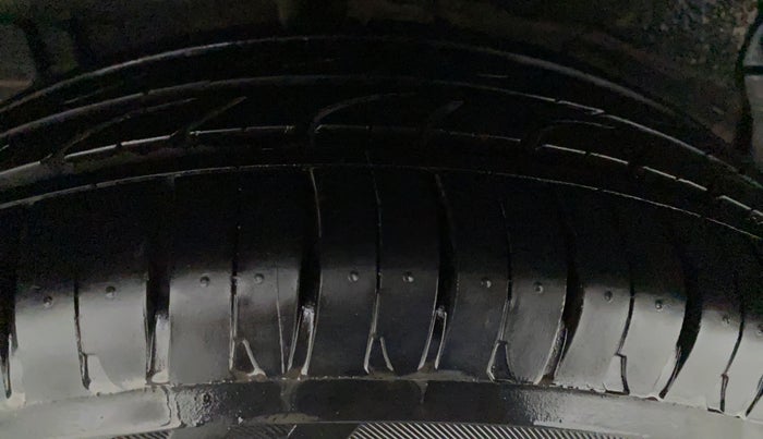 2016 Tata Zest XMS PETROL, Petrol, Manual, 53,578 km, Right Front Tyre Tread