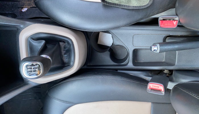 2014 Hyundai Grand i10 ASTA 1.2 KAPPA VTVT, Petrol, Manual, 90,259 km, Gear Lever