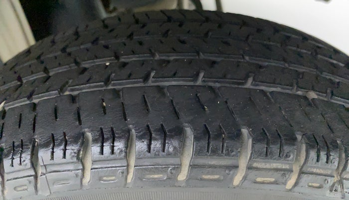 2018 Maruti Alto K10 VXI P, Petrol, Manual, 23,981 km, Left Rear Tyre Tread