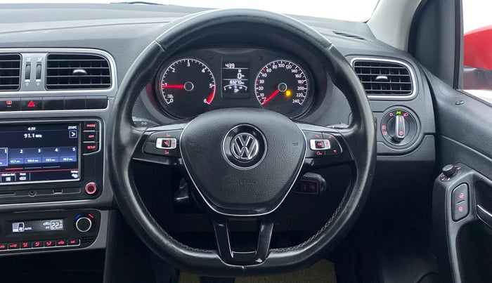 2018 Volkswagen Polo HIGHLINE PLUS 1.5L DIESEL, Diesel, Manual, 83,304 km, Steering Wheel Close Up