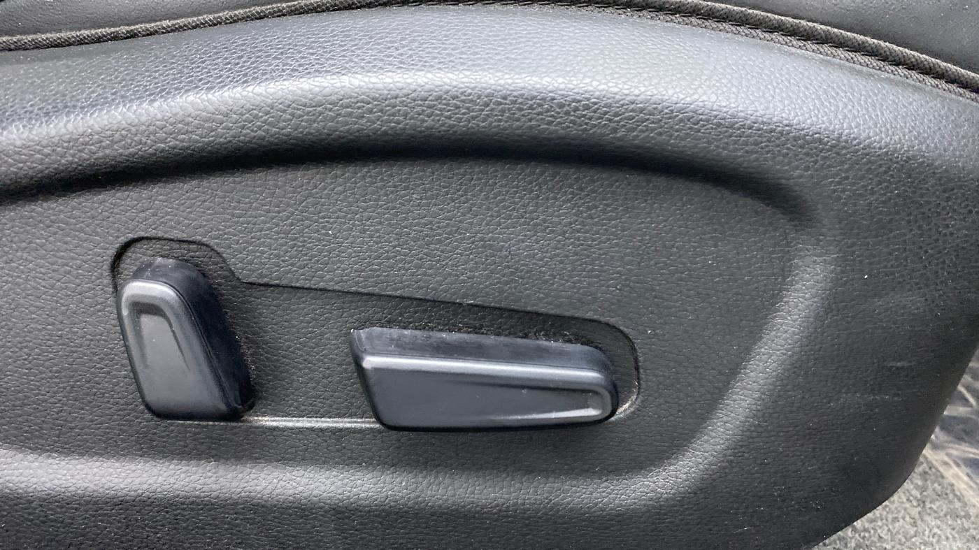 2020 KIA SELTOS GTX PLUS 1.4 PETROL, Petrol, Manual, 61,377 km, Driver Side Adjustment Panel