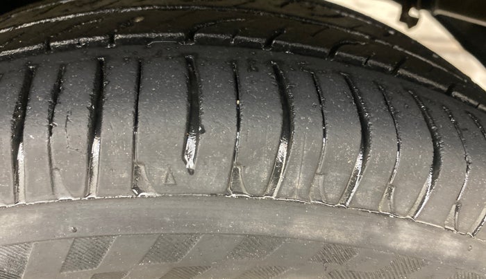 2015 Maruti Alto K10 VXI AMT, Petrol, Automatic, 67,420 km, Left Rear Tyre Tread