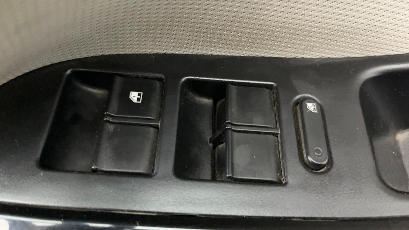 2021 Tata NEXON XZ PLUS PETROL, Petrol, Manual, 30,006 km, Driver Side Door Panels Control