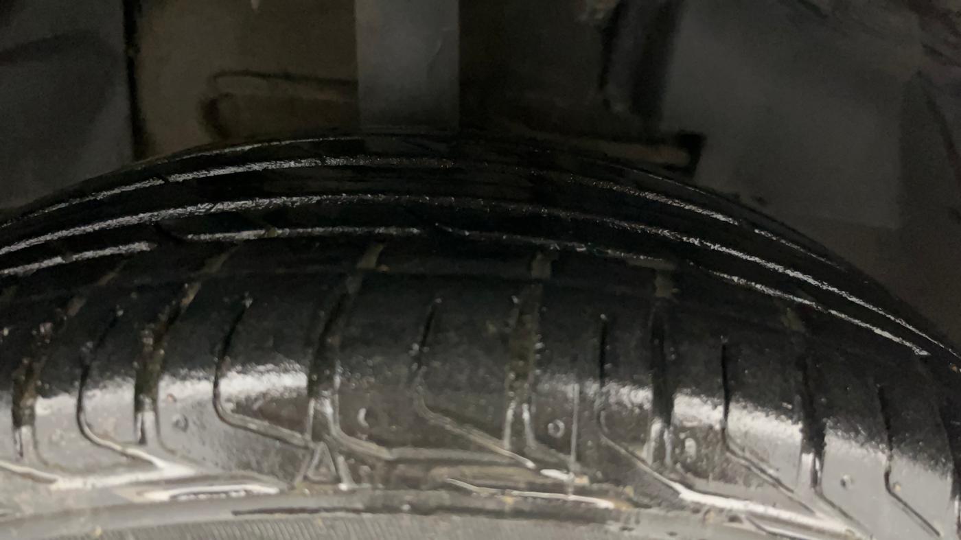 2021 Tata NEXON XZ PLUS PETROL, Petrol, Manual, 30,006 km, Right Front Tyre Tread