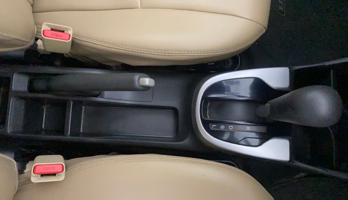 2017 Honda Jazz 1.2L I-VTEC S AT, Petrol, Automatic, 16,885 km, Gear Lever