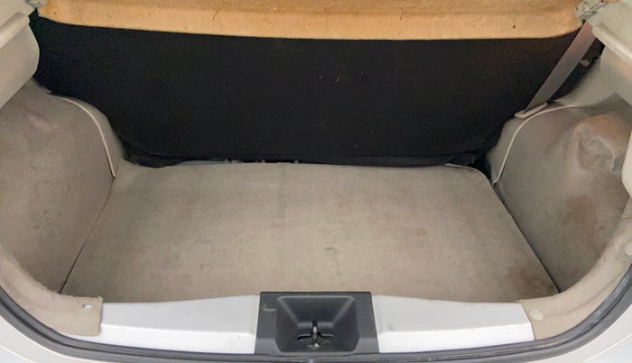 2013 Nissan Micra XV CVT, Petrol, Automatic, 58,362 km, Boot Inside