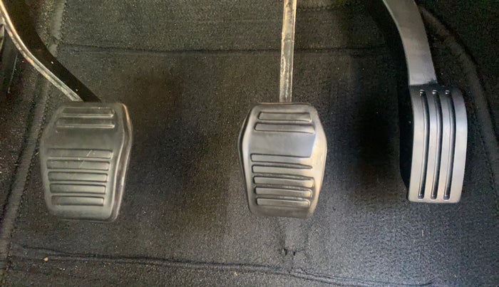 2015 Ford Figo TITANIUM 1.2 PETROL, Petrol, Manual, 62,338 km, Pedals