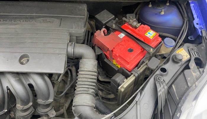 2015 Ford Figo TITANIUM 1.2 PETROL, Petrol, Manual, 62,338 km, Engine View - Left