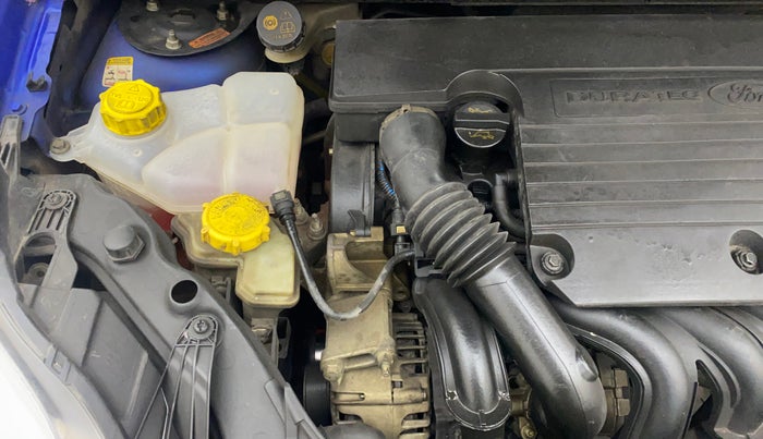 2015 Ford Figo TITANIUM 1.2 PETROL, Petrol, Manual, 62,338 km, Engine View - Right