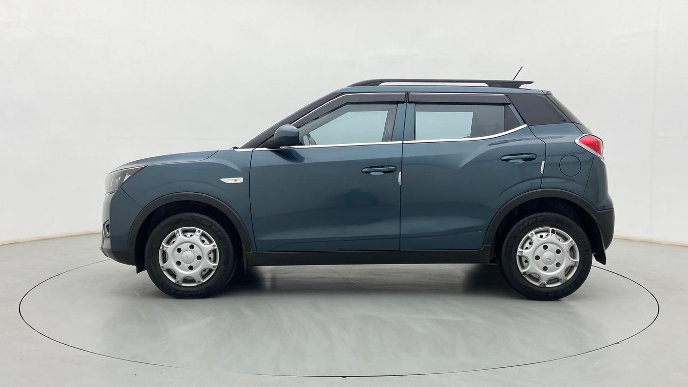 2020 Mahindra XUV300 W4 1.5 DIESEL, Diesel, Manual, 42,268 km, Left Side