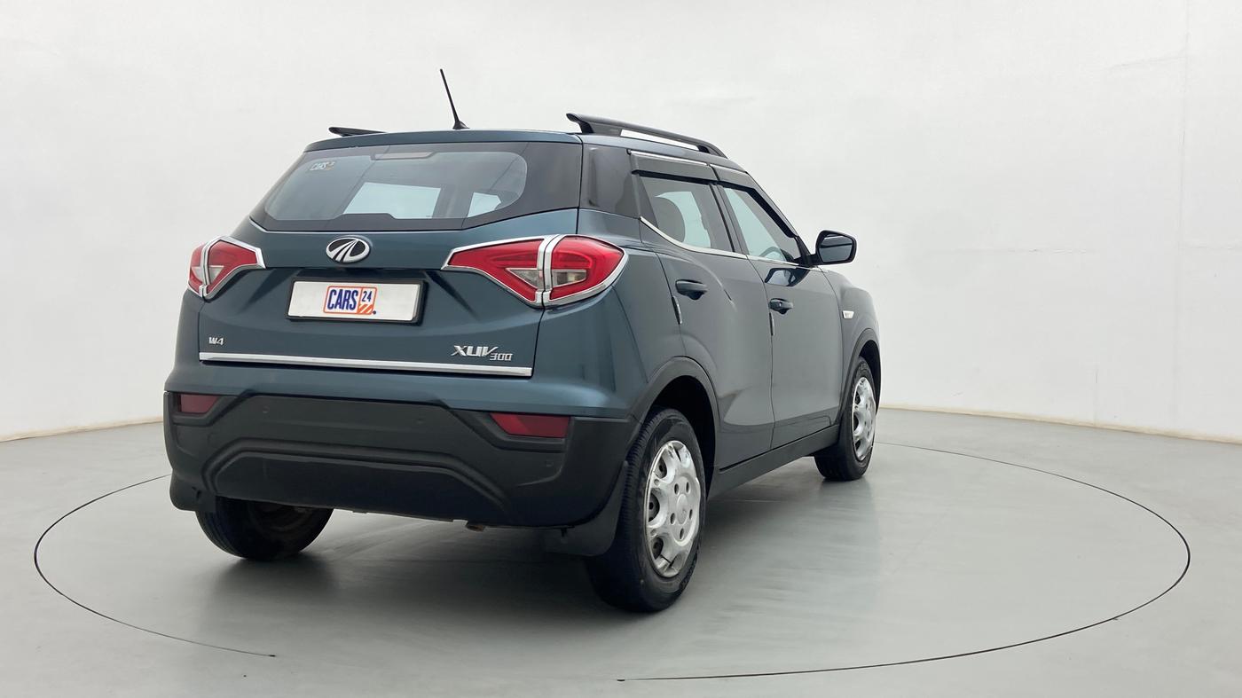 2020 Mahindra XUV300 W4 1.5 DIESEL, Diesel, Manual, 42,268 km, Right Back Diagonal