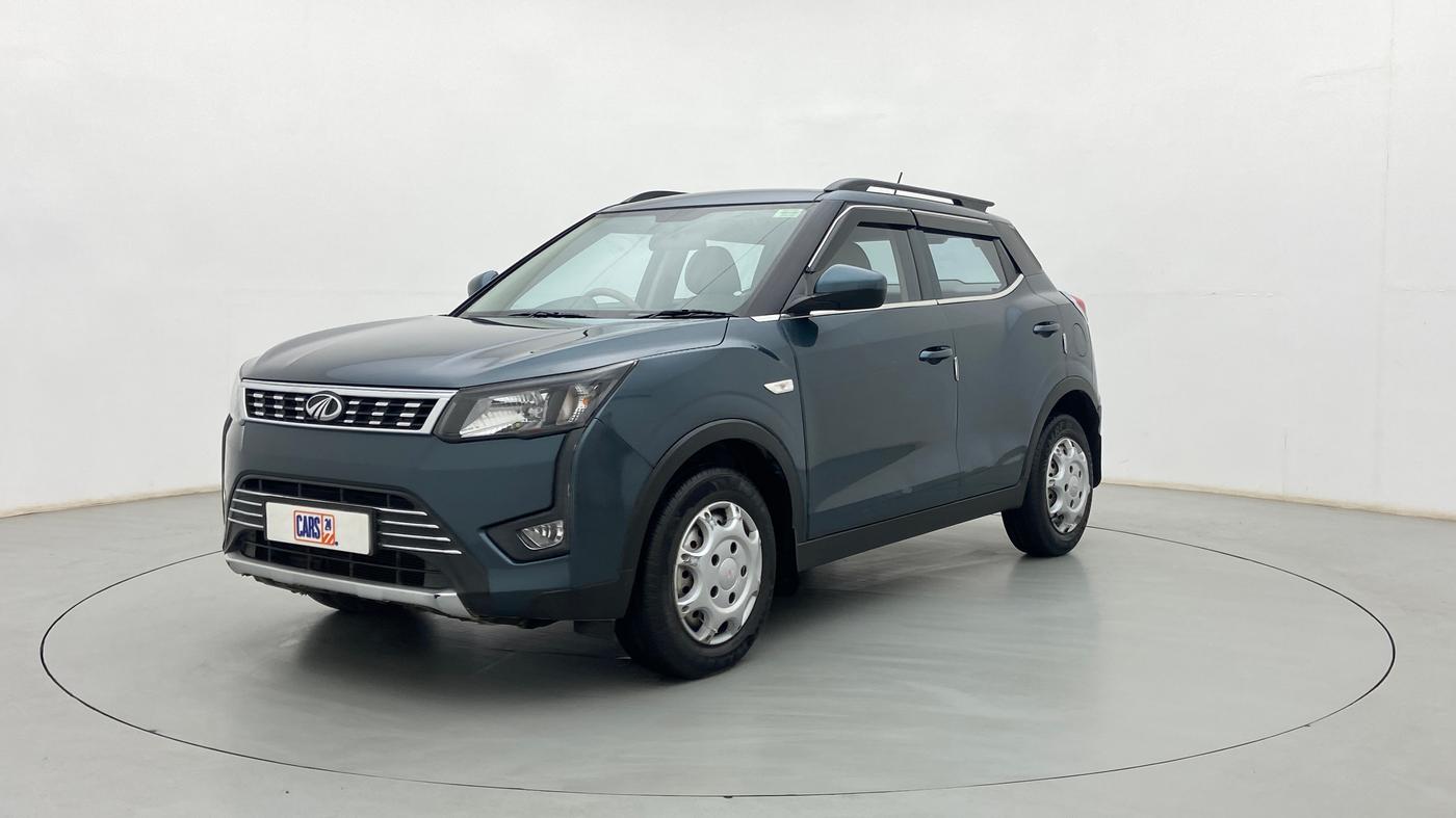 2020 Mahindra XUV300 W4 1.5 DIESEL, Diesel, Manual, 42,268 km, Left Front Diagonal