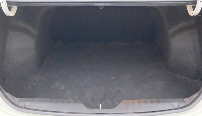 2023 Maruti Ciaz ALPHA 1.5 SHVS PETROL, Petrol, Manual, 9,329 km, Boot Inside