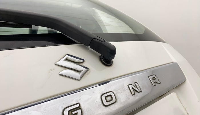 2016 Maruti Wagon R 1.0 VXI, Petrol, Manual, 40,135 km, Dicky (Boot door) - Slightly rusted