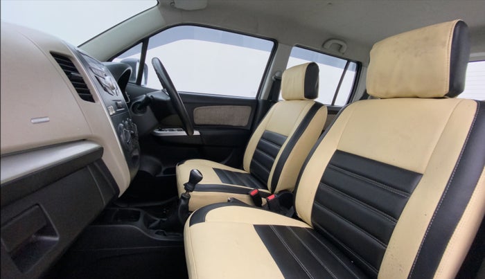 2016 Maruti Wagon R 1.0 VXI, Petrol, Manual, 40,135 km, Right Side Front Door Cabin