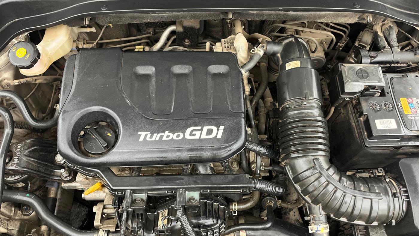 2023 KIA SONET HTK PLUS 1.0 IMT, Petrol, Manual, 9,531 km, Engine View