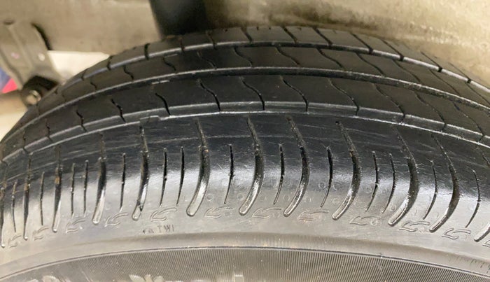 2021 Maruti S PRESSO VXI PLUS AMT, Petrol, Automatic, 15,507 km, Right Rear Tyre Tread