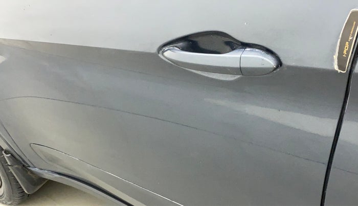 2018 Tata NEXON XM PETROL, CNG, Manual, 65,875 km, Front passenger door - Minor scratches