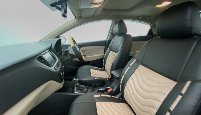 2018 Hyundai Verna 1.6 CRDI SX + AT, Diesel, Automatic, 57,812 km, Right Side Front Door Cabin View