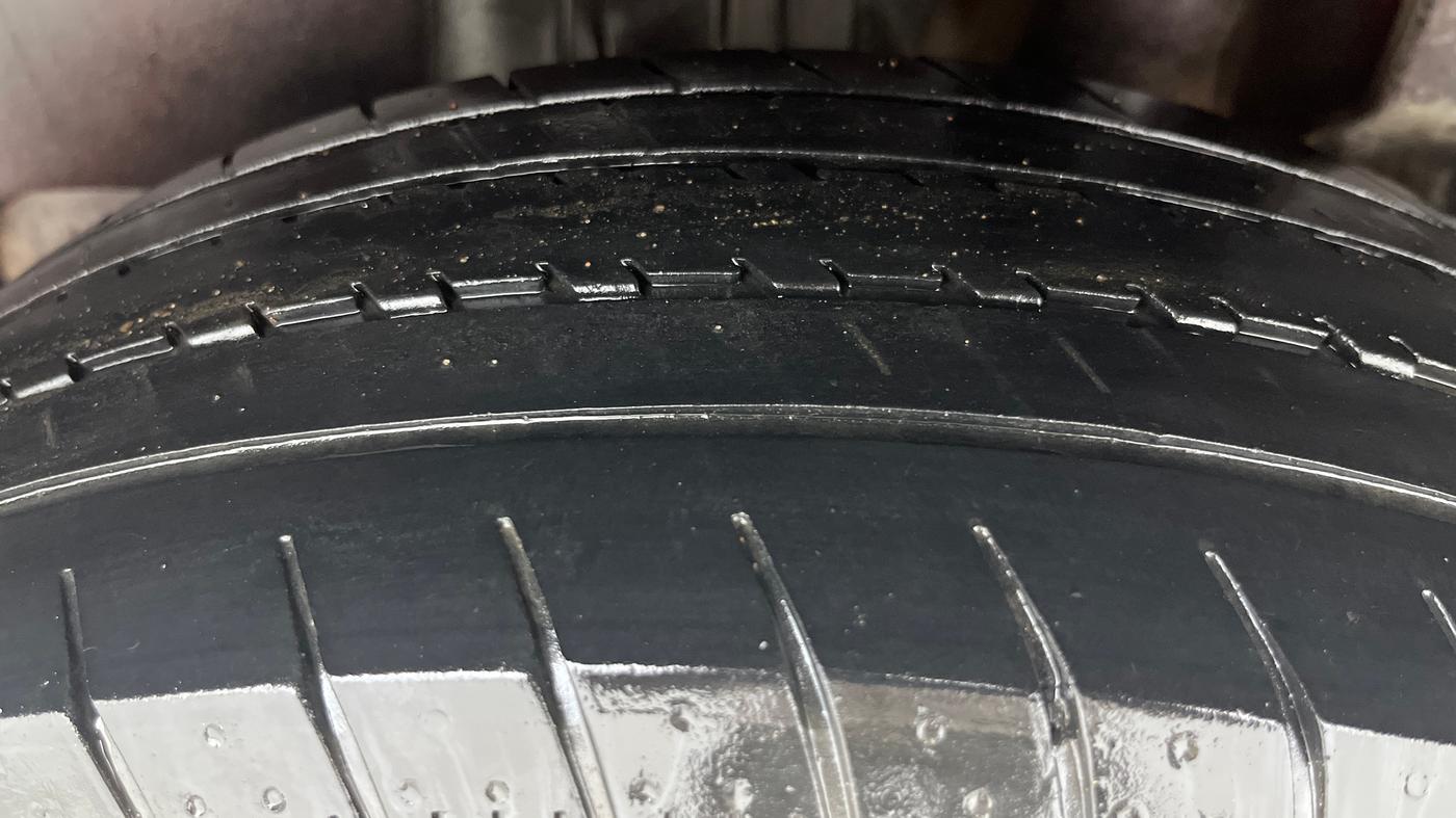 2022 Maruti Swift VXI, Petrol, Manual, 39,710 km, Left Rear Tyre Tread