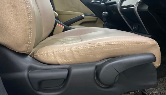 2017 Honda City 1.5L I-VTEC V MT, Petrol, Manual, 88,529 km, Driver Side Adjustment Panel