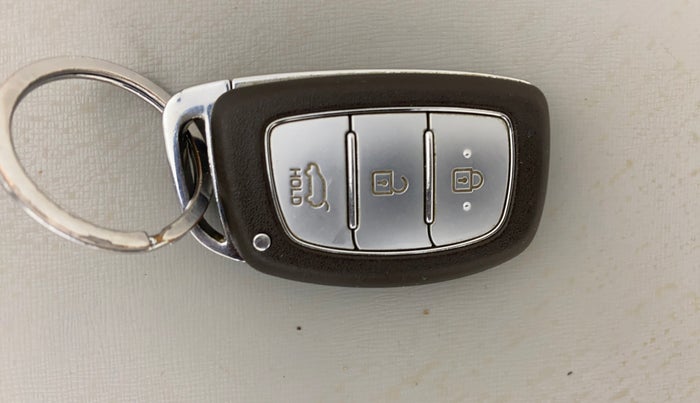 2020 Hyundai Elite i20 ASTA 1.2 (O), Petrol, Manual, 46,518 km, Key Close Up