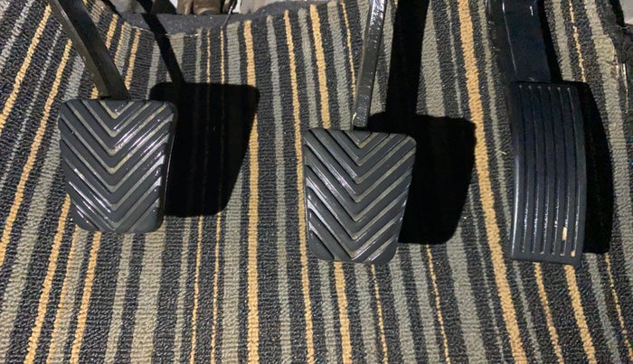 2020 Hyundai Elite i20 ASTA 1.2 (O), Petrol, Manual, 46,518 km, Pedals