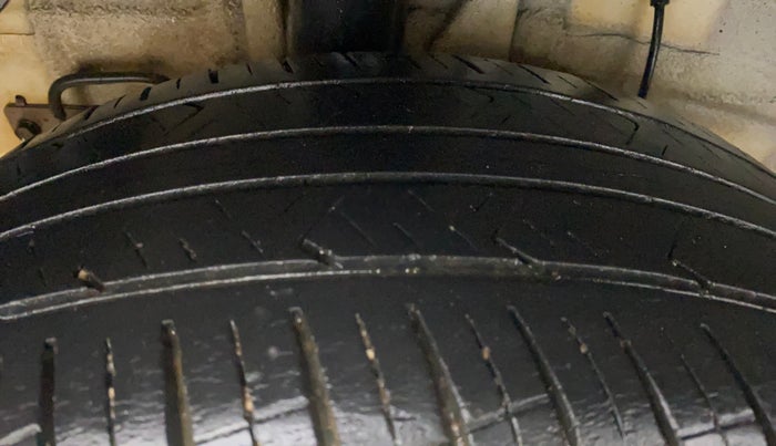 2020 Hyundai Elite i20 ASTA 1.2 (O), Petrol, Manual, 46,518 km, Right Rear Tyre Tread