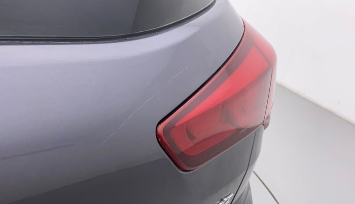 2016 Hyundai Elite i20 SPORTZ 1.2, Petrol, Manual, 52,015 km, Dicky (Boot door) - Minor scratches