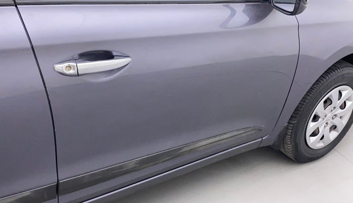 2016 Hyundai Elite i20 SPORTZ 1.2, Petrol, Manual, 52,015 km, Driver-side door - Slightly dented
