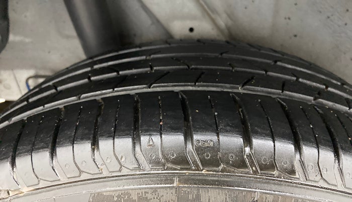 2023 Hyundai VENUE SX (O) 1.0 TURBO DCT, Petrol, Automatic, 11,611 km, Right Rear Tyre Tread