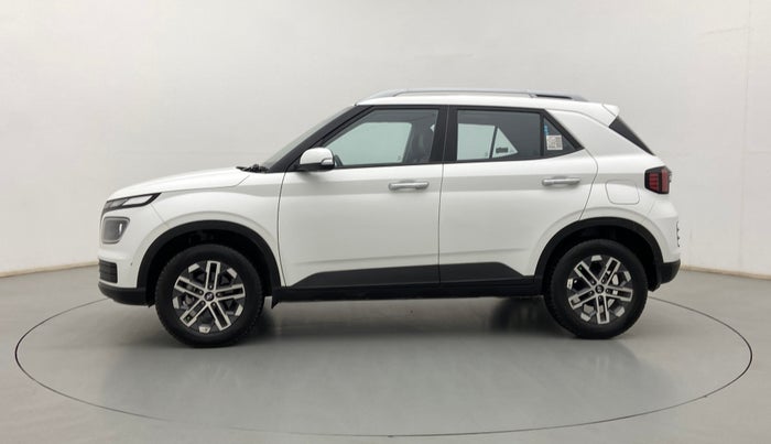 2023 Hyundai VENUE SX (O) 1.0 TURBO DCT, Petrol, Automatic, 11,611 km, Left Side