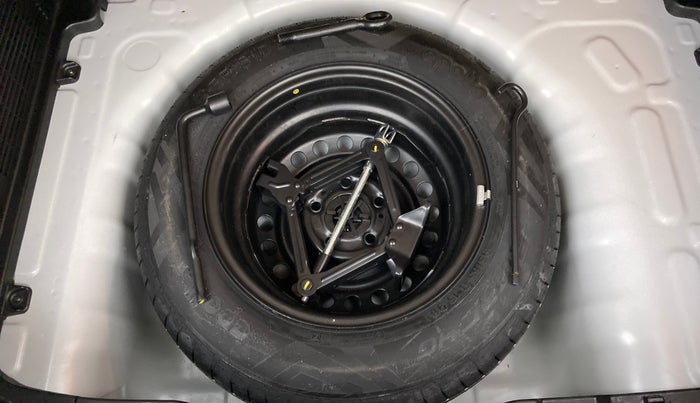 2023 Hyundai VENUE SX (O) 1.0 TURBO DCT, Petrol, Automatic, 11,611 km, Spare Tyre