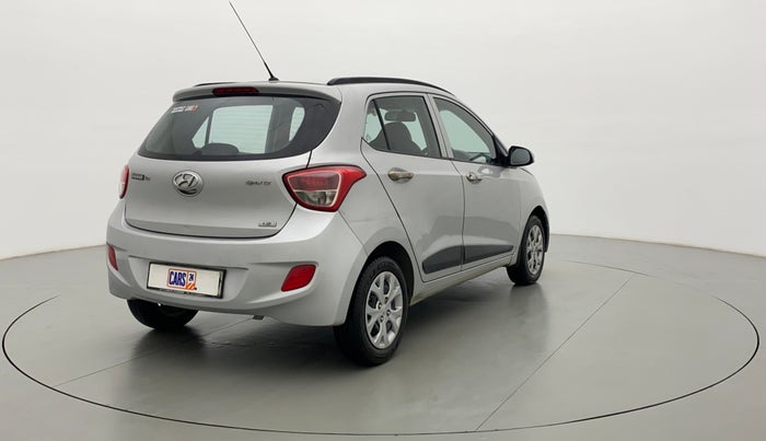 2016 Hyundai Grand i10 SPORTZ 1.2 KAPPA VTVT, Petrol, Manual, 41,046 km, Right Back Diagonal