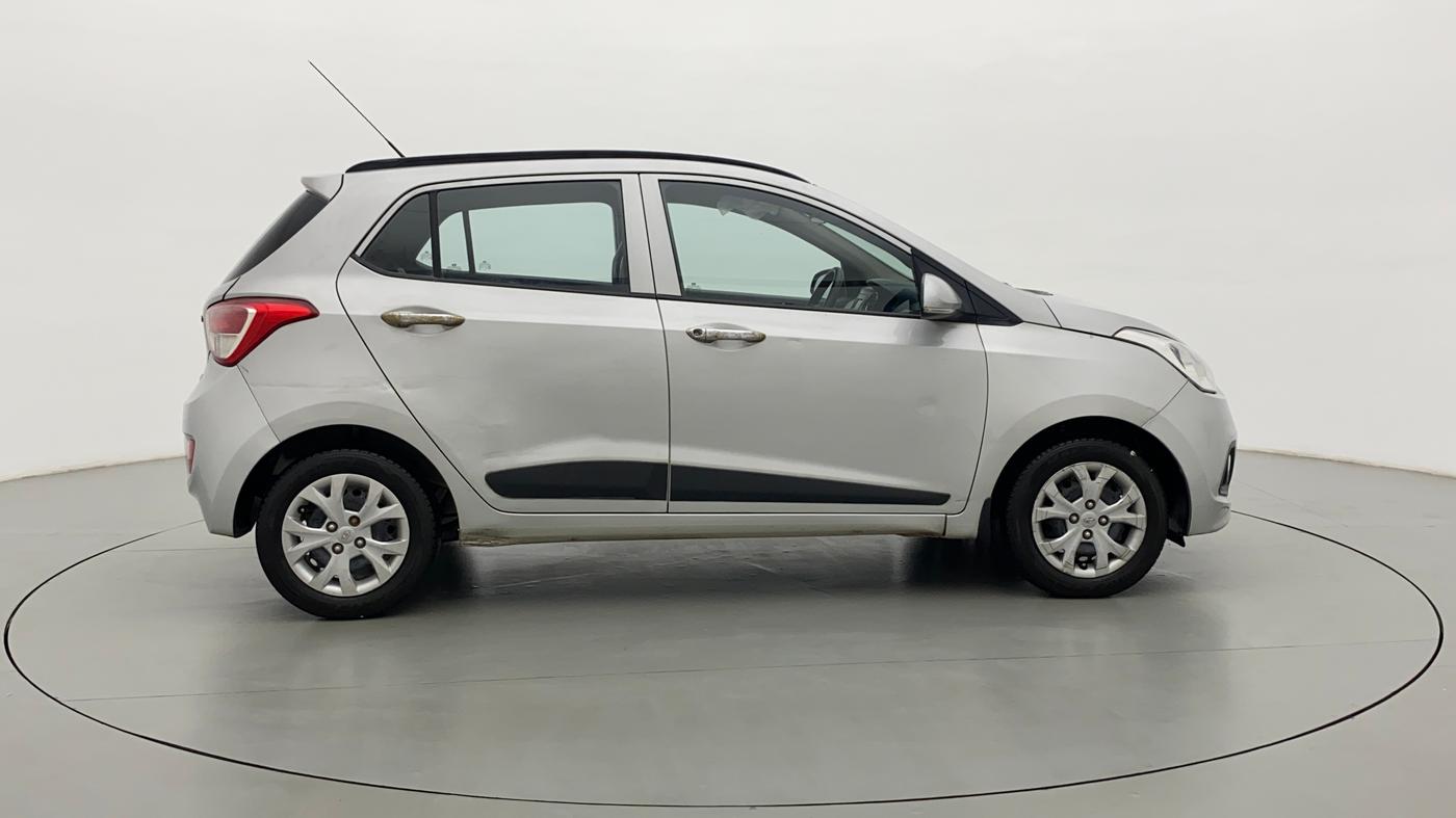 2016 Hyundai Grand i10 SPORTZ 1.2 KAPPA VTVT, Petrol, Manual, 41,046 km, Right Side View