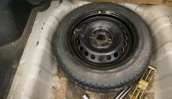 2014 Hyundai Xcent S (O) 1.2, Petrol, Manual, 1,18,579 km, Spare Tyre