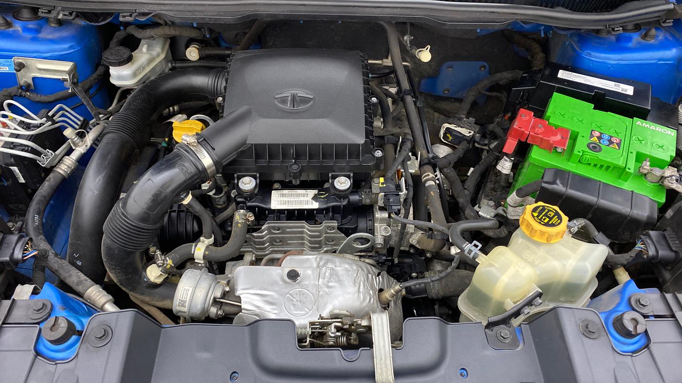 2020 Tata NEXON XZ+ OPT PETROL, Petrol, Manual, 30,393 km, Open Bonet